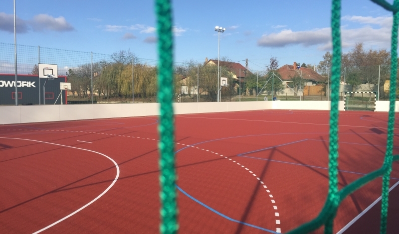 Tartan track multifunctional sport court