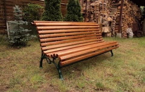 Bench 'Mives'